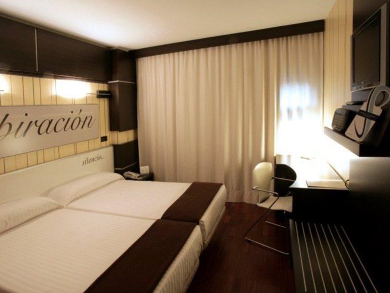 Hotel Europa Utebo Exteriör bild